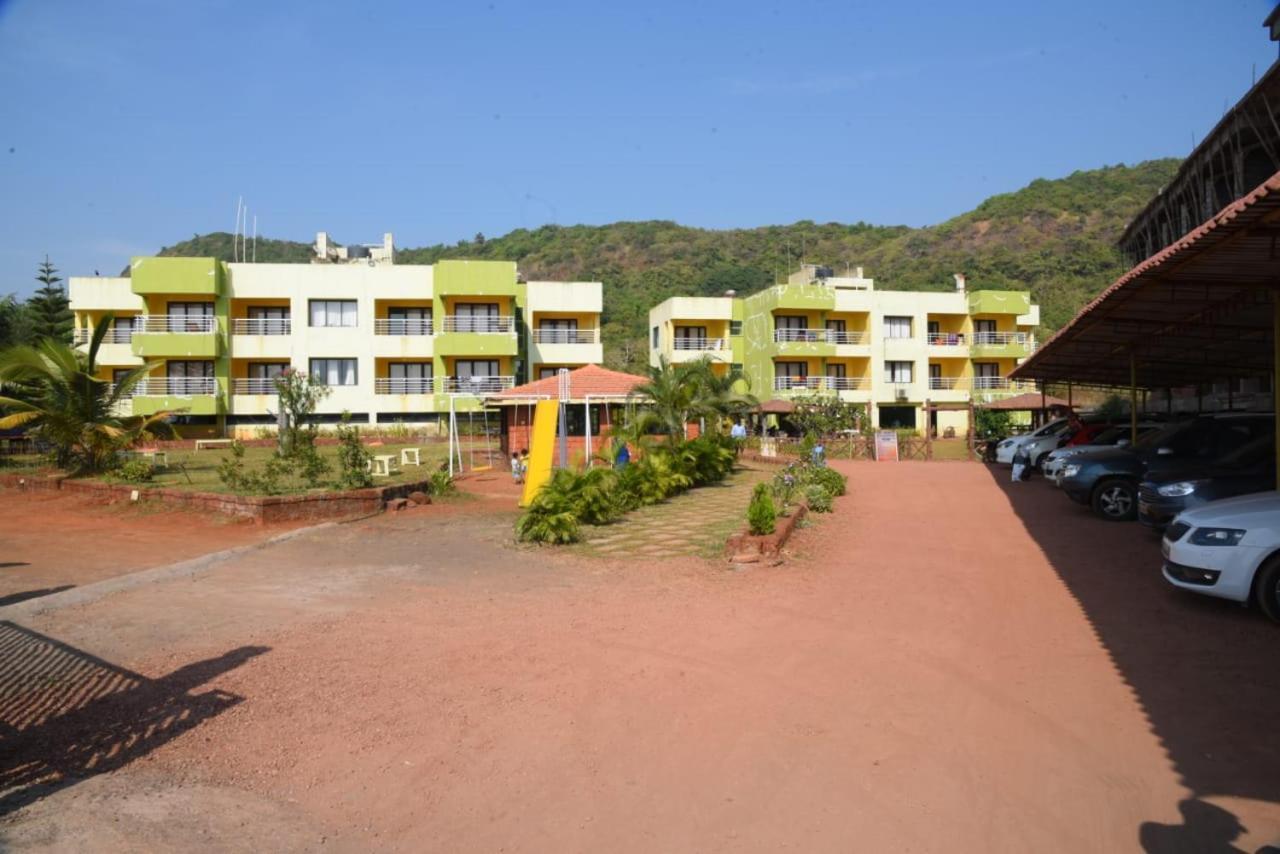 Sagar Raj Beach Resort Harnai Exterior photo
